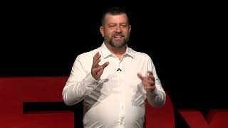 Beyond Labels:Navigating Learning Disabilities with Courage | Matthew Cox | TEDxStGeorgeStudio