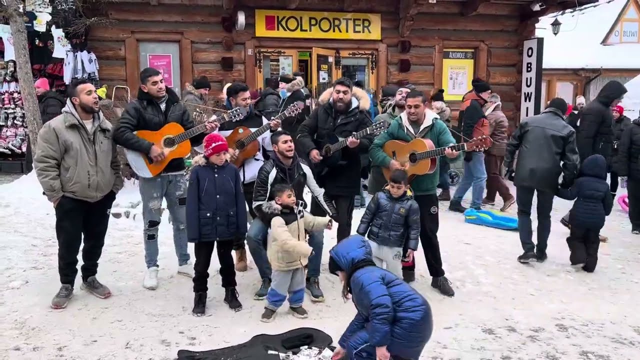 Feliz navidad ona lubi pomarańcze Aleksandra 7 siedem czerwonych róż Romowie Cyganie Zakopane kapela