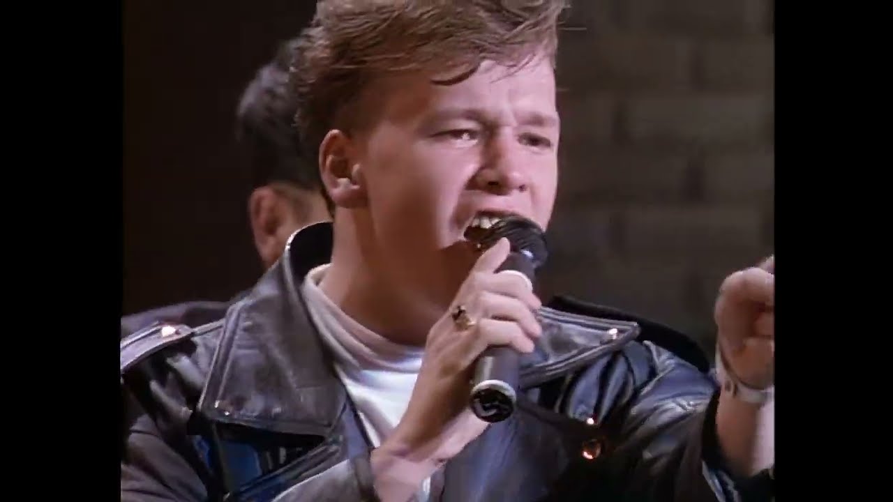 New Kids On The Block - Cover Girl