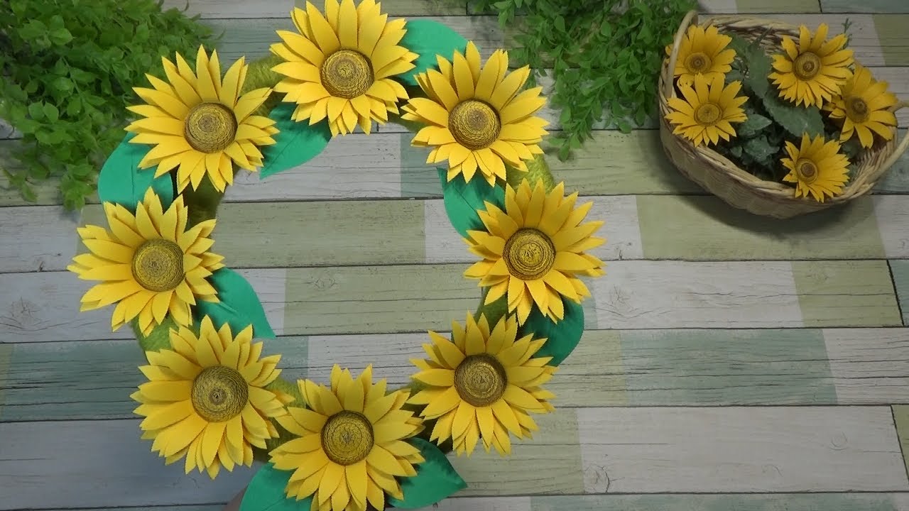 （画用紙）夏の飾り　簡単で可愛い！ミニひまわりのリースの作り方【DIY】(Drawing paper)Easy and cute! Mini  sunflower wreath