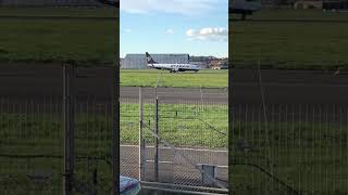 Ryanair 737-8As Very Bumpy Landing Epic