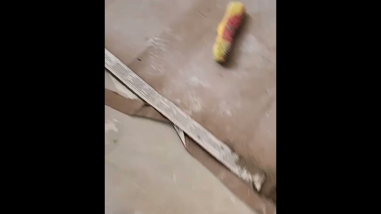 Dabal molding Cream Marble stairs design with lala