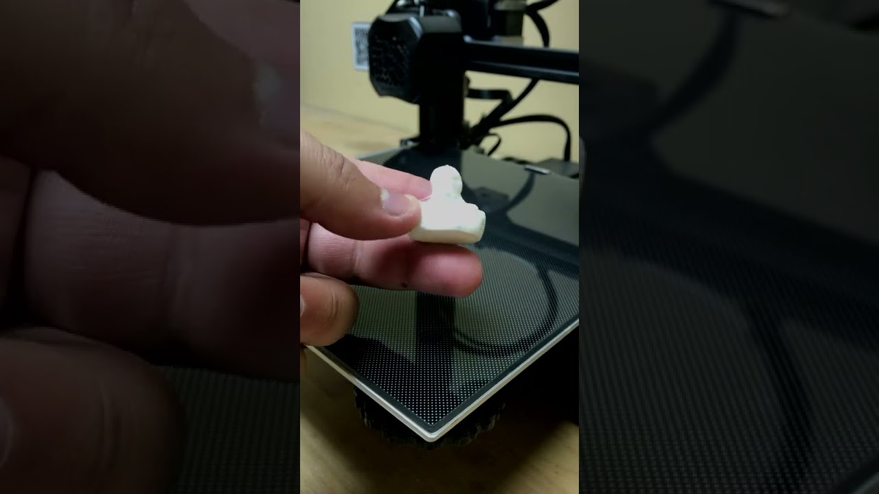 3D Printing TINY Nemesis From Resident Evil 3 Timelapse 