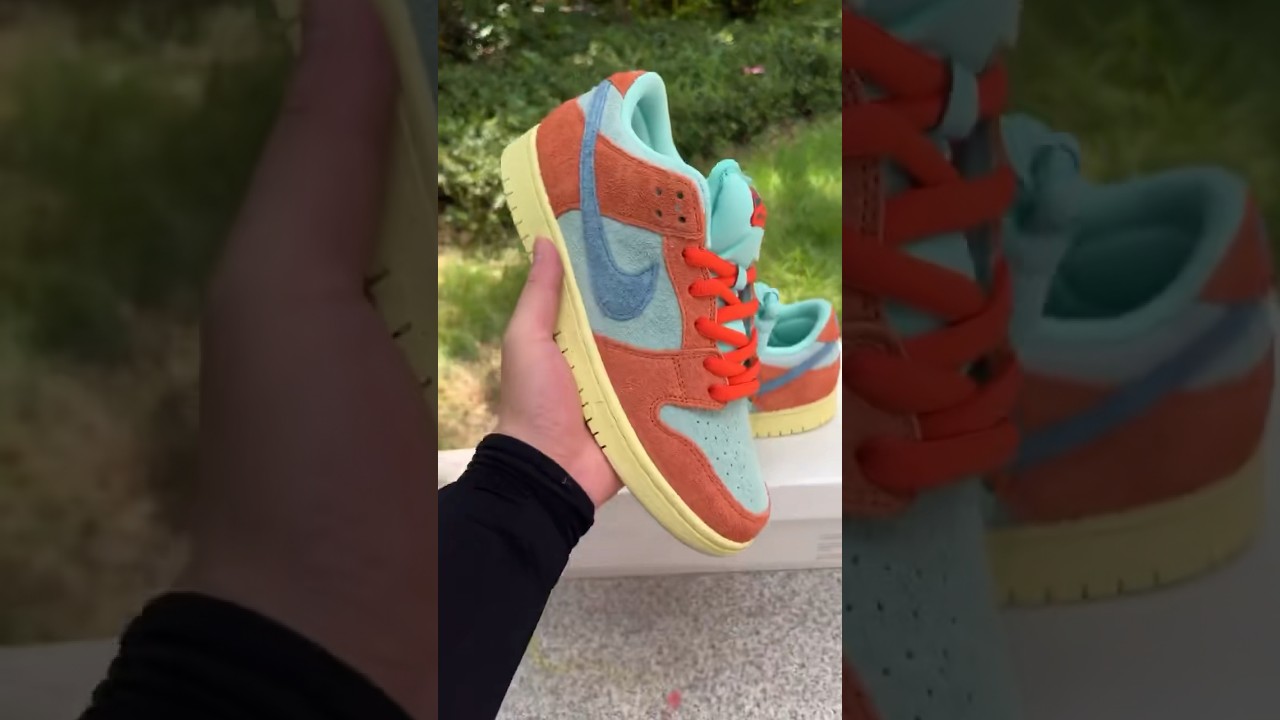 Nike SB Dunk Low “Noise Aqua” 