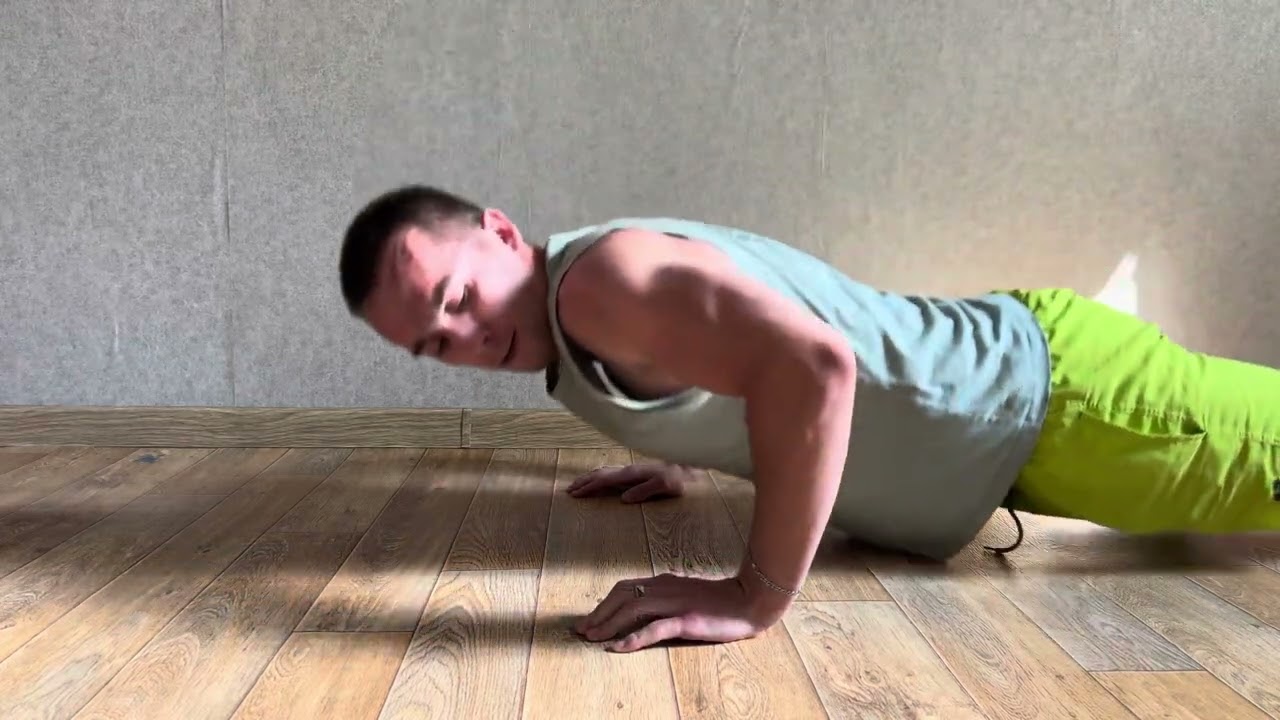 Делаю 100 отжиманий 100 дней подряд. (35 день