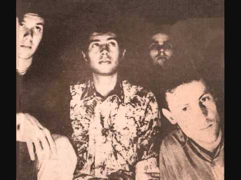 Los Pillos - Perra (Nacimiento)
