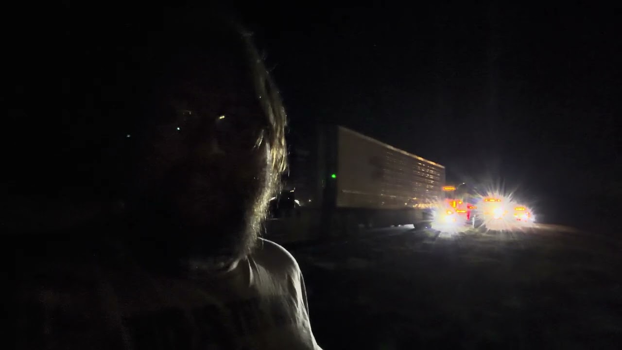 Самая неприятная часть работы водителя грузовика и астрофотографа.