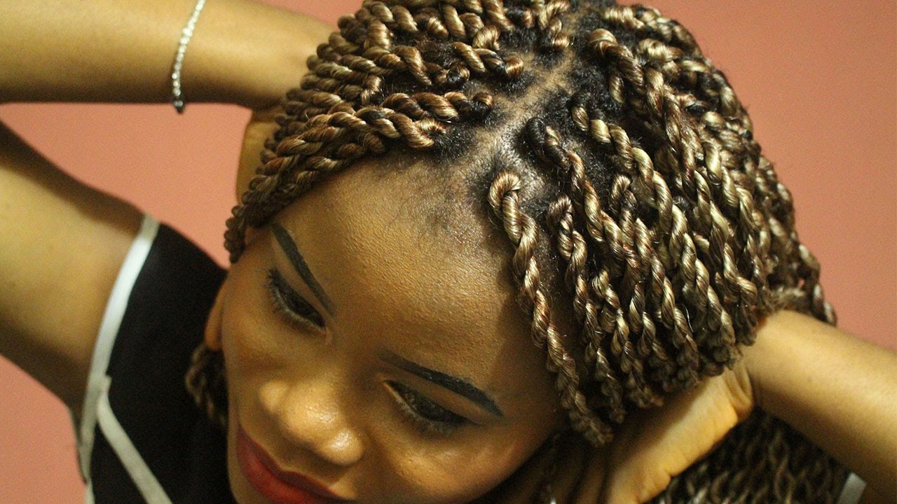 DIY Twist Braids Tutorial | how to braid your own hair ...