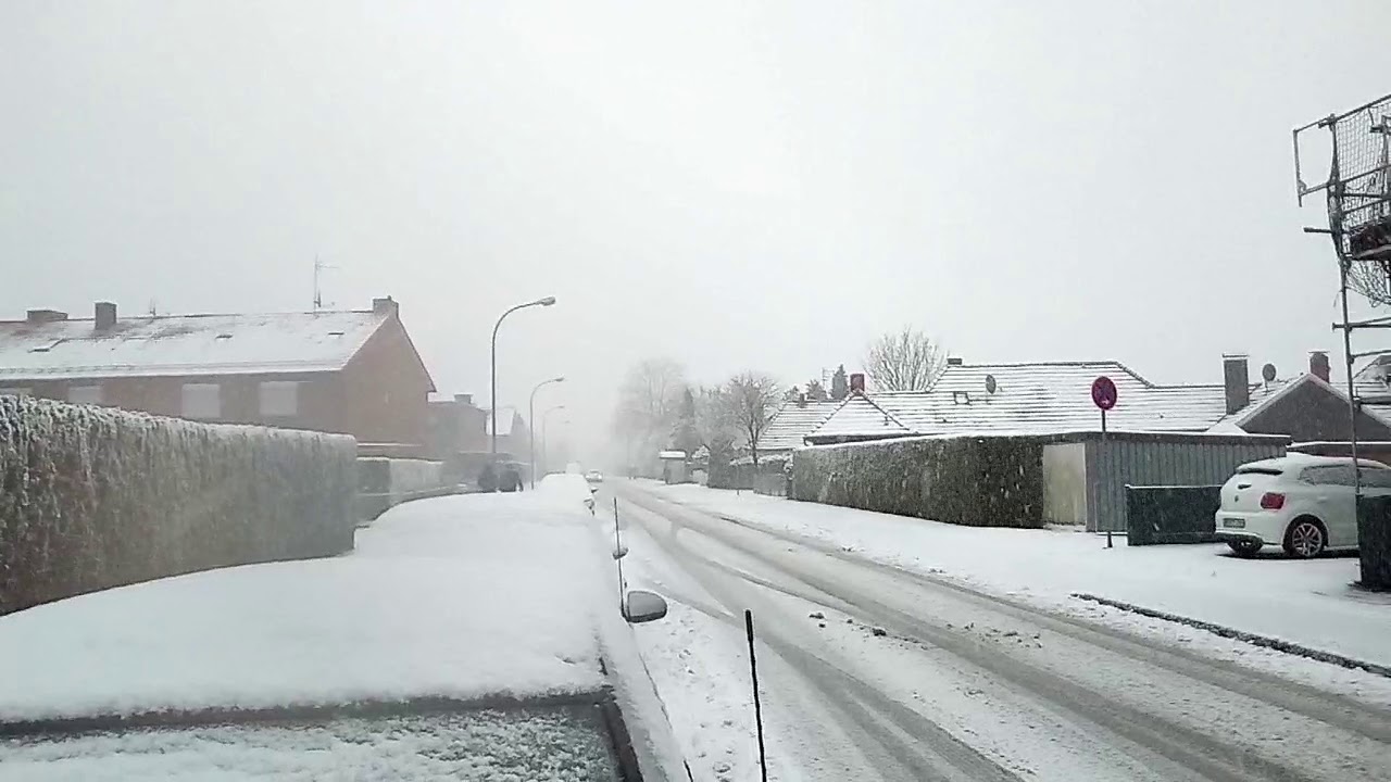 Gronau (Germany/NRW)---Schneefall---.Snowfall---10 December 2017