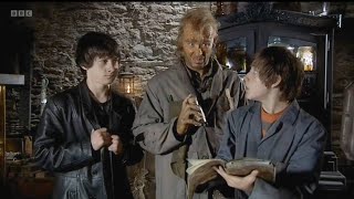 Young Dracula 2x05 || Dad's Back