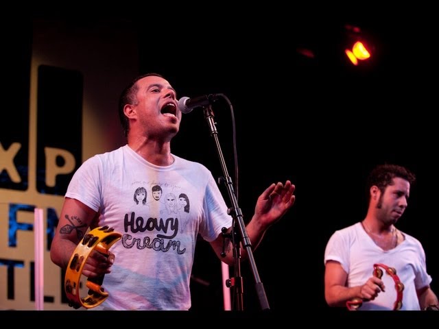 Guarda Davila 666 - Ciudad (Live on KEXP) su YouTube Guarda Davila 666 - Ciudad (Live on KEXP) su YouTube