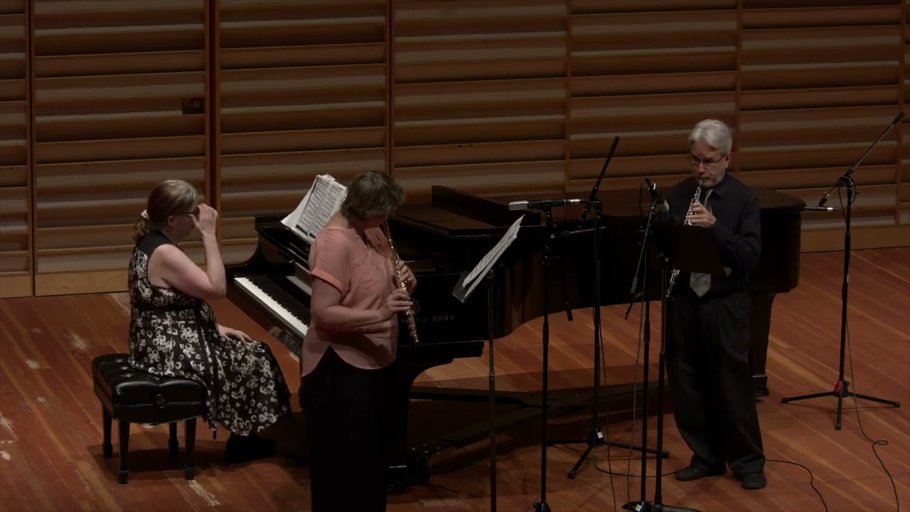 Dring Trio for Oboe, Flute, Piano Mark DuBois, oboe, LeAnne Wistrom, flute, Rachel Morin, piano