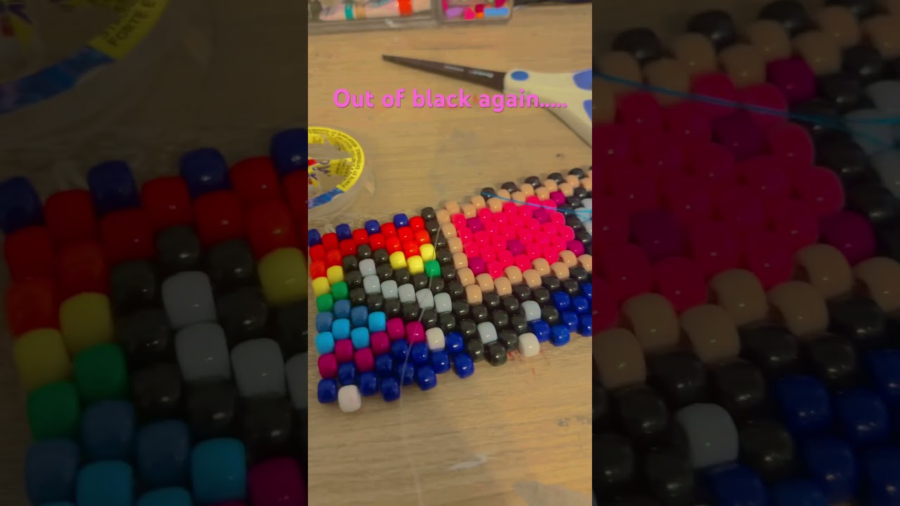 Gyatsome Kandi cuff??????? 