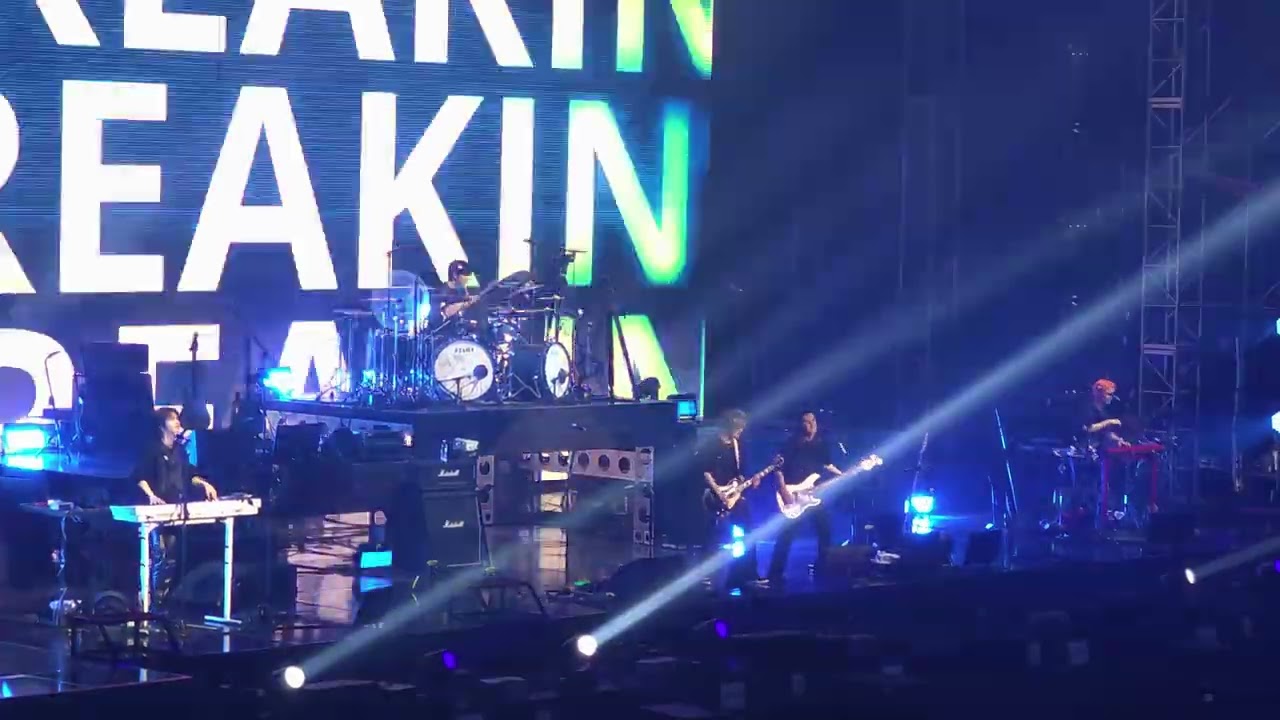 251121 엑디즈Freakin' Bad