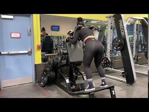 Reverse Hack Squat