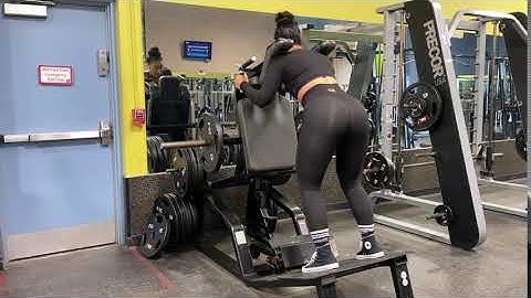 Reverse Hack Squat