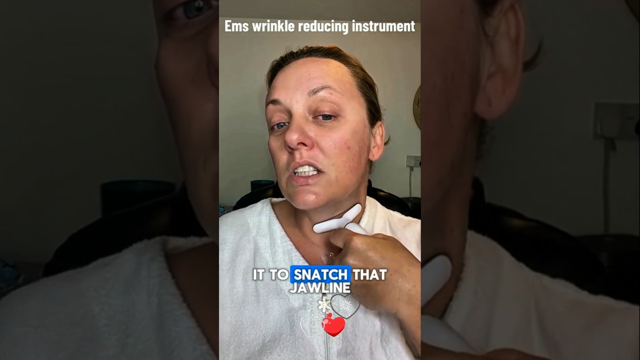EMS wrinkle reducing instrument 