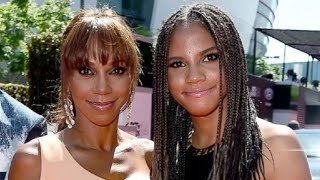 HOLLY ROBINSON-DAUGHTER -COMES OUT