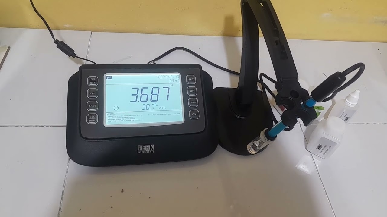 pH and Conductivity meter