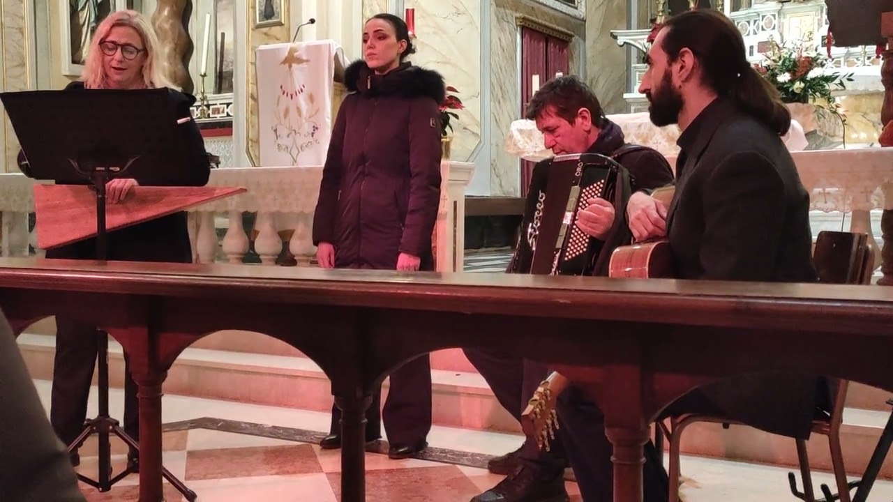 Enerbia da MARGINALIA, 3-1-26, S G. di BAVARI, VERNANS ROSA, Antifonario di Bobbio e 4P (7).