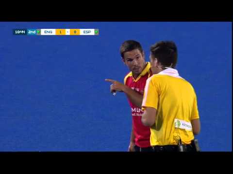 ENG 1-0 ESP Ashley Jackson fires the dragflick into the top corner #UEHC2015 #EHC2015
