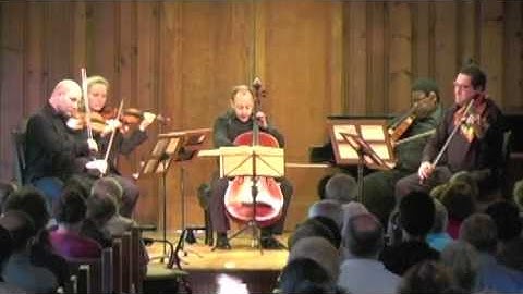 Mozart: Viola Quintet in C minor, K.406 (1787) - 3. Menuetto in Canone; Trio al Rovescio