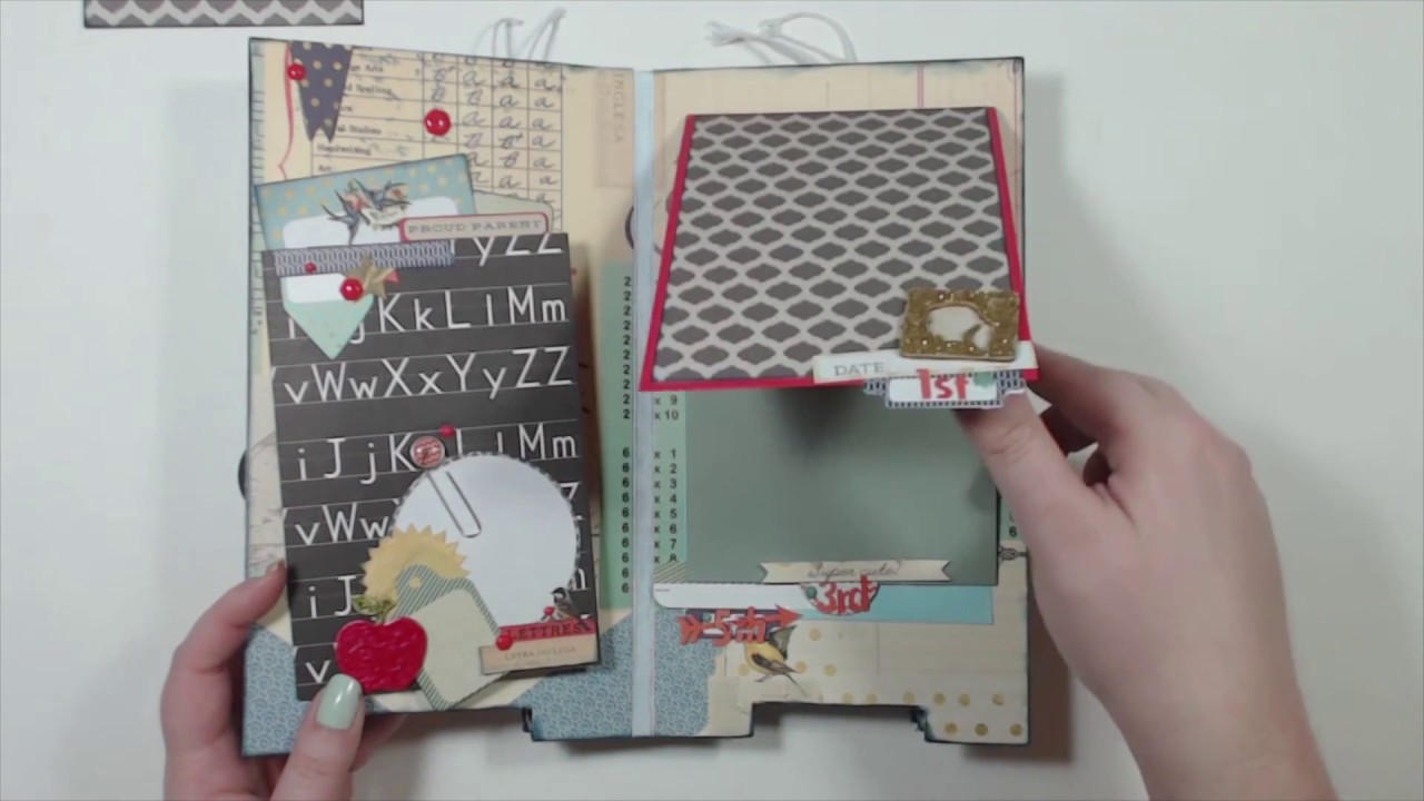 Scrapbook Mini Album: 