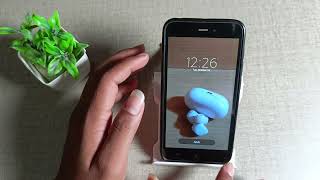 How to Default lockscreen wallpaper in mi Redmi 4A , wallpaper  mobile settings screenshot 3