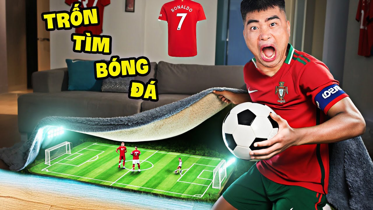 Gấu Đỏ TV - Thử Thách Trốn Tìm Trong Căn Phòng Bóng Đá Bí Mật