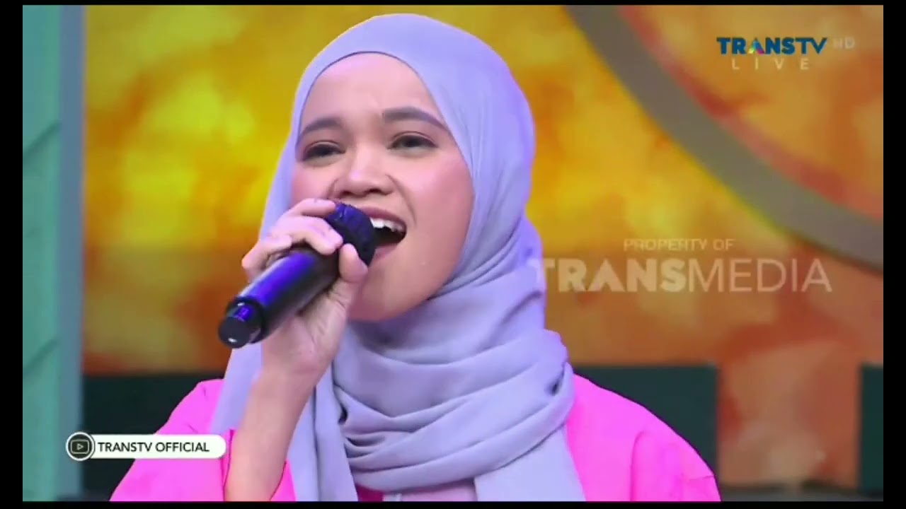 Ressa bersama Melly goeslaw/ pagi pagi ambyar/TRANSTV