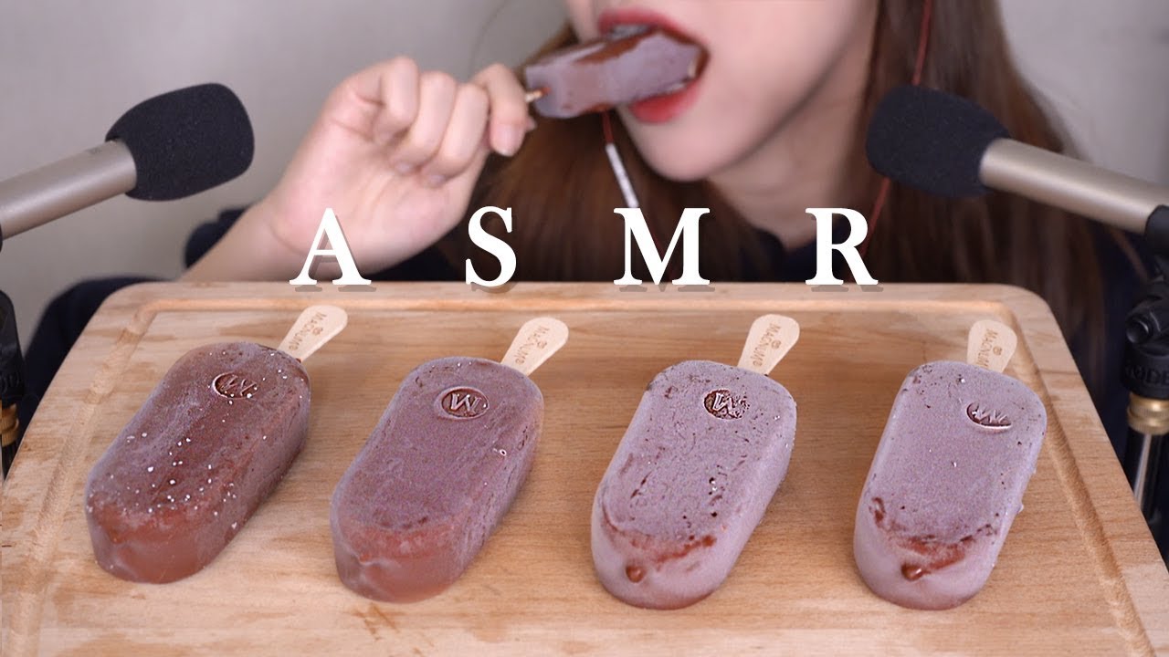 ASMR звуки еды мороженого Magnum Ice Cream Eating Sounds | ENG SUB