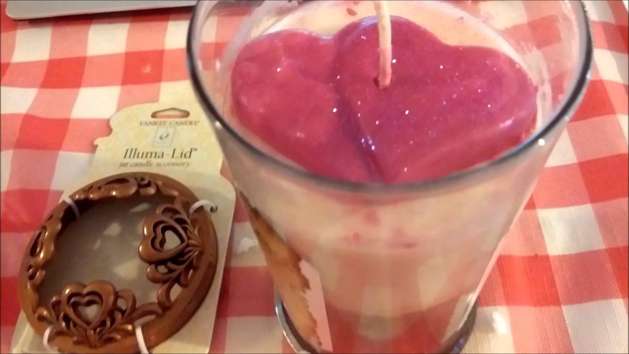 Hidden Treasure Candles: First Impressions of Hugs and Kisses