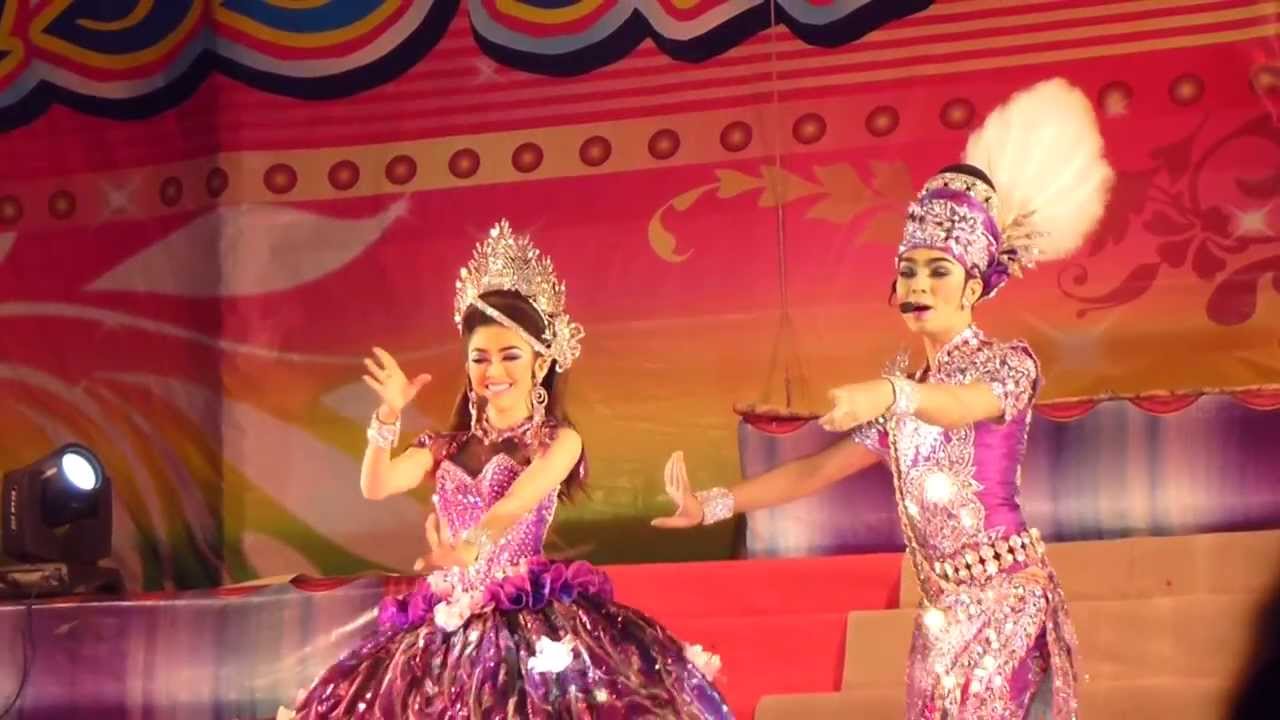 เกี้ยวบิ๊กเฮ็น-รำฝัดข้าว