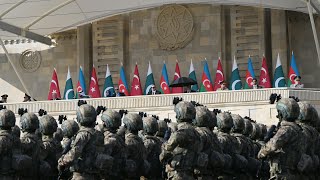 В Баку состоялся Военный парад, посвященный пятой годовщине Победы в Отечественной войне