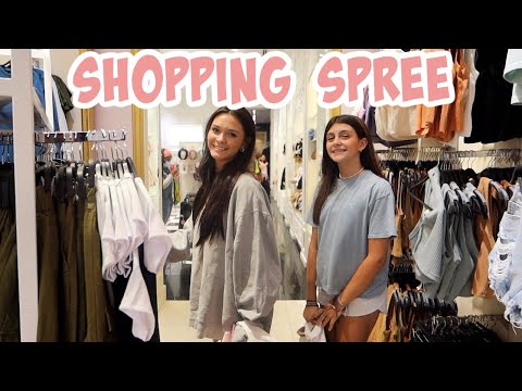 COME SHOPPING WITH US! ! OUR LARGEST FALL CLOTHING HAUL 2021 EVER! EMMA AND ELLIE