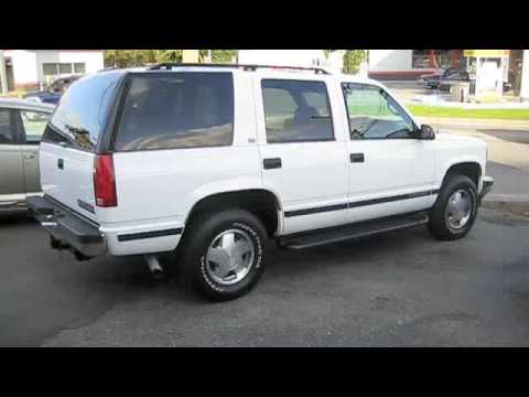 1998 Chevrolet Tahoe LT Start Up, Engine, and Full Tour