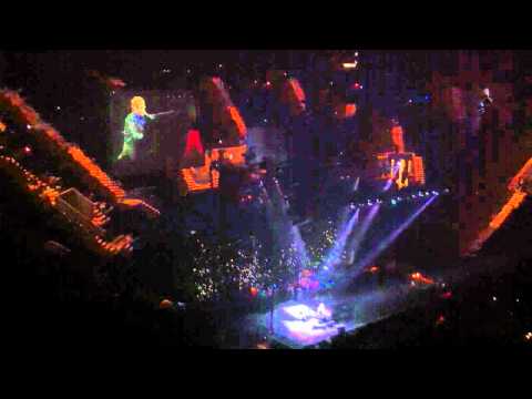 Elton John - Candle In The Wind - Eugene, OR - 2/1...