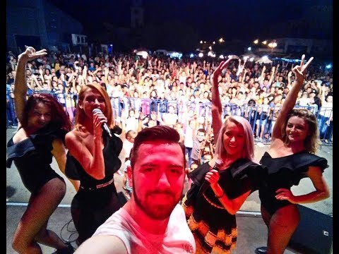 Bambi in concert si backstage