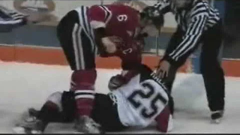 Brett Ponich vs Tyler Halliday.wmv