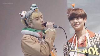 Stray Kids 181116 Yongsan Fansign  Mixtape3 Cut