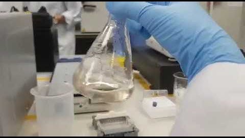 Preparation of agarose gel - Adding of SYBR Safe DNA Gel stain to the solution