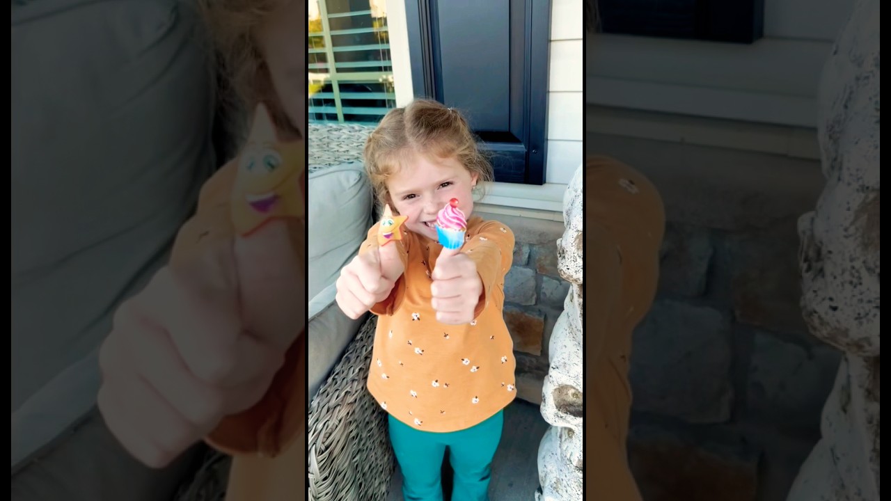 Reviewing FUN BANDAGES! 🩹🌟 