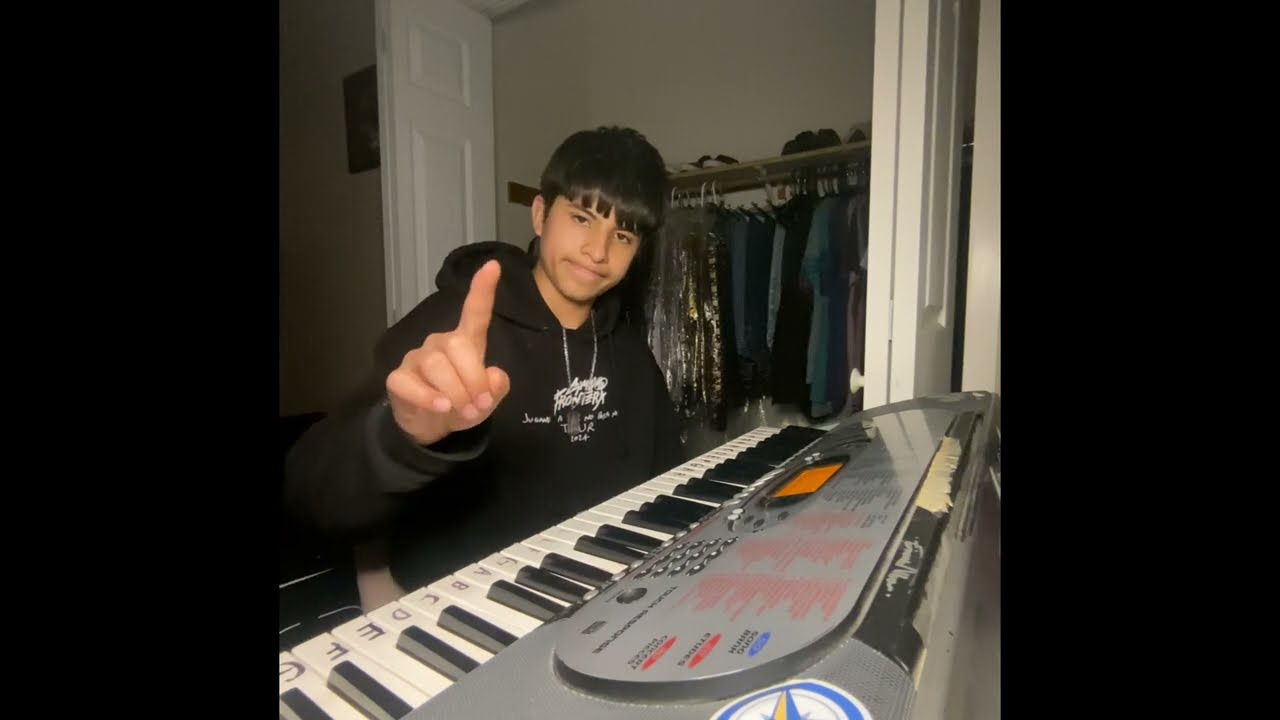 How to play Lazerhawk’s “Distress Signal” solo on keyboard/piano (TUTORIAL)