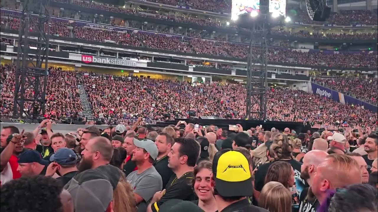 The Wave Waiting For Metallica US Bank Stadium 8/18/2024 YouTube