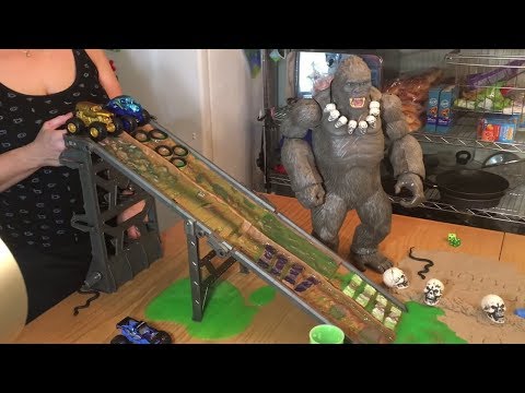 Hot Wheels Monster Trucks Game - Escape Form Skull Island Part Two