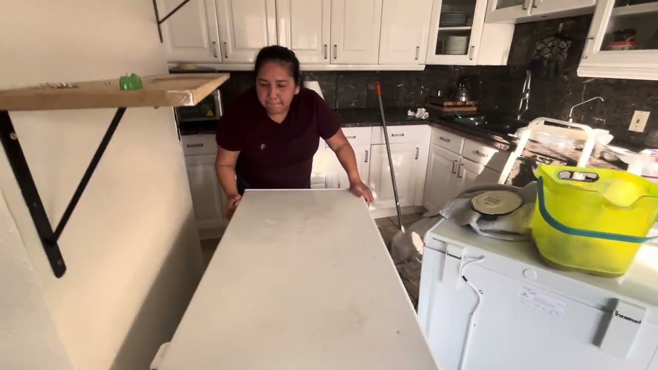 ARREGLANDO LA COCINA ￼