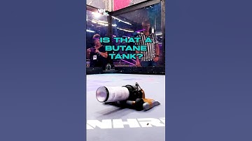 Wat gebeurt er als je een open butaangastank meeneemt naar een robotgevecht?