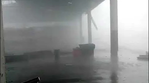 TYPHOON YOLANDA ACTUAL VIDEO @ ORMOC CITY PUBLIC TERMINAL