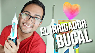 ¿Recomiendan los dentistas el uso de hilo dental con agua?