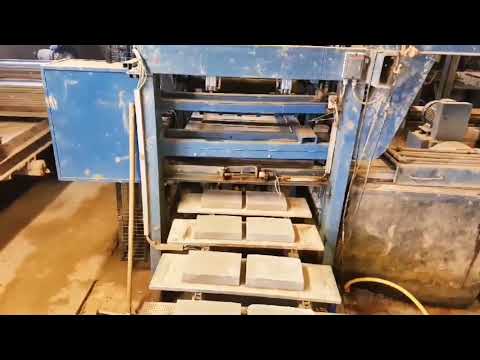 Clay brick hydraulic
